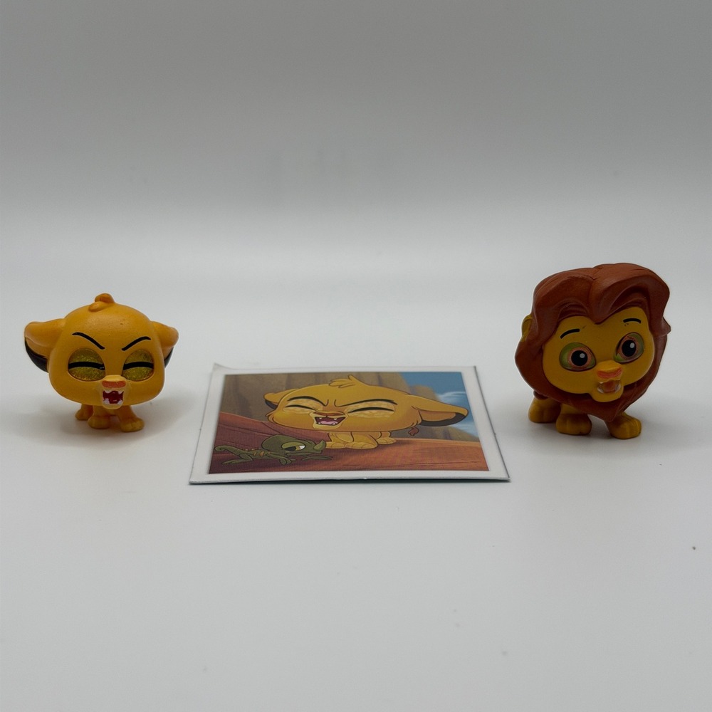 Disney Doorables Remember When Simba The Lion King 2 Figures and Card Set